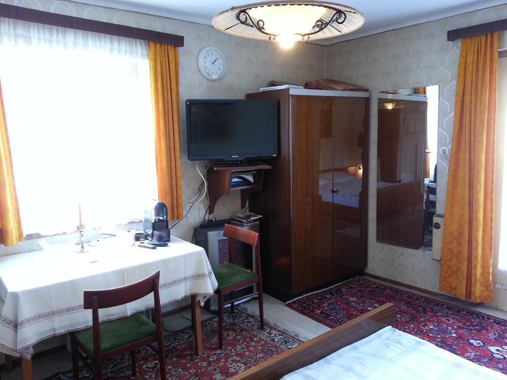Haus Ellmaustein Bed & Breakfast Фушл ам Зее Екстериор снимка