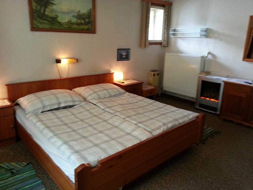 Haus Ellmaustein Bed & Breakfast Фушл ам Зее Стая снимка