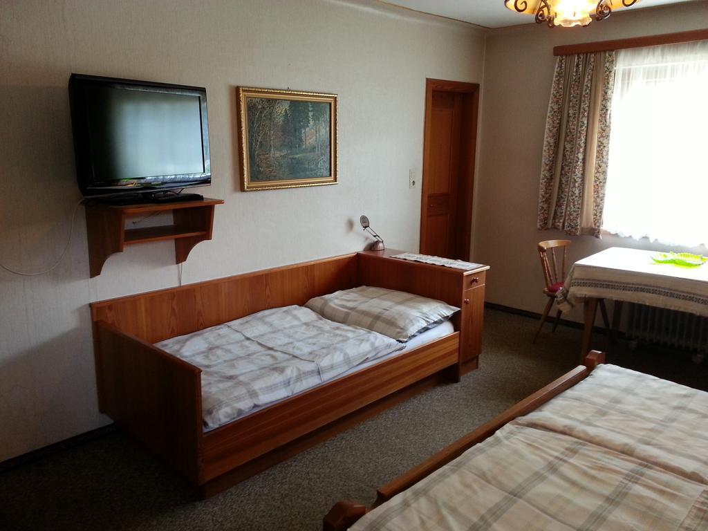 Haus Ellmaustein Bed & Breakfast Фушл ам Зее Стая снимка