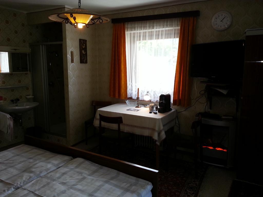 Haus Ellmaustein Bed & Breakfast Фушл ам Зее Екстериор снимка