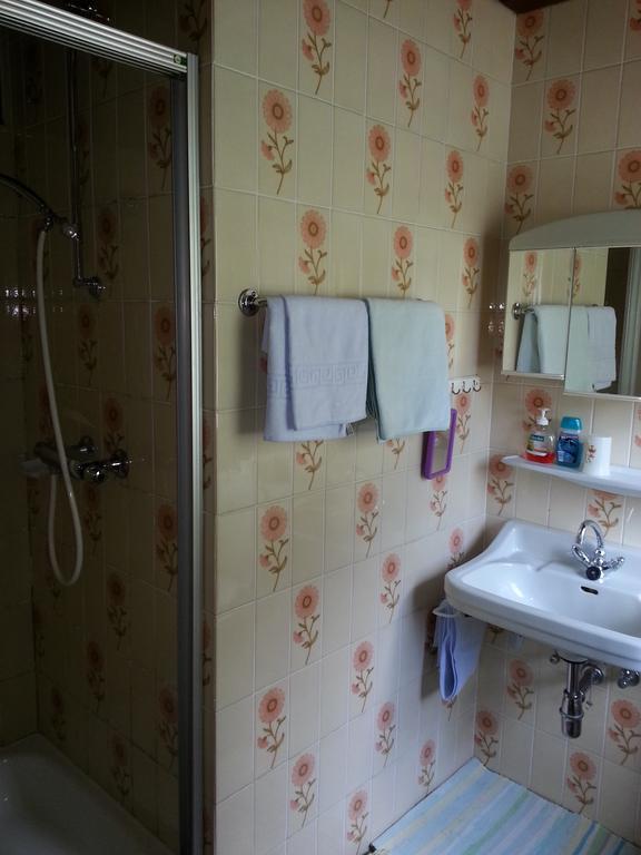Haus Ellmaustein Bed & Breakfast Фушл ам Зее Стая снимка